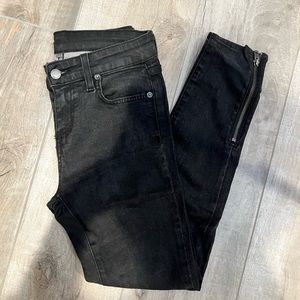 CARMAR SKINNY BLACK JEANS W ZIPPERS